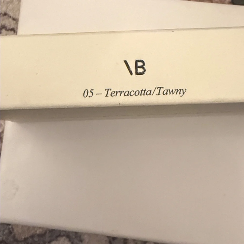 NEW NWT Victoria Beckham Matte Bronzing Brick contour